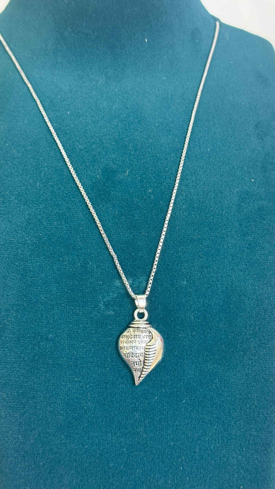 SB Shri Krishna Shankha Pendant with Chain